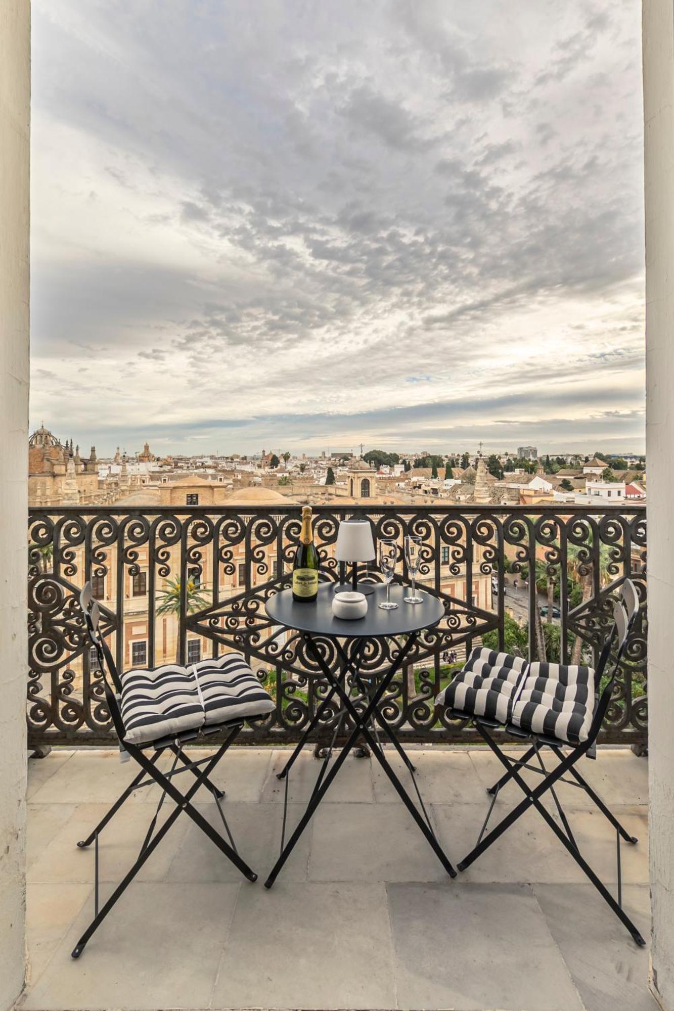 Apartment Isg The Exclusive In Sevillaparking